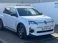 Used Renault R5 Komfort 110 kW (150 HP) 2025 Special metallic  arctic white  Hatchback