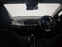 Usado Kia Rio 76 HP (55 kW) 2017 Cinzento Citadino