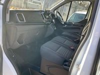 Used Ford Transit Custom Limited 170 HP (125 kW) 2022 White Van