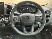 New Peugeot Boxer 140 HP (102 kW) 2025 White Van