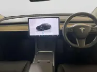 Używany Tesla Model Y Long Range AWD 286 kW (389 KM) 2025 SUV