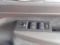 Used Volvo XC40 R-Design 150 HP (110 kW) 2019 Red SUV