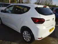 Used Dacia Sandero Comfort 91 HP (66 kW) 2022 White Hatchback