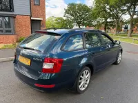 Used Skoda Octavia Elegance 105 HP (77 kW) 2013 Blue Estate