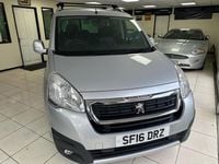 Used Peugeot Partner Tepee Active 75 HP (55 kW) 2016 Silver MPV