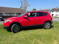 Used Nissan Qashqai Tekna 117 HP (86 kW) 2013 Red SUV