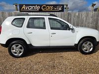 Used Dacia Duster Lauréate 110 HP (80 kW) 2013 White SUV