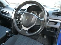 Used Suzuki Swift SZ3 94 HP (69 kW) 2015 Blue Hatchback