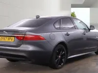 Usado Jaguar XF R-Sport 180 HP (132 kW) 2017 Cinzento Sedan