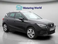 Usado Seat Arona FR Sport 110 CV (80 kW) 2023 Negro SUV