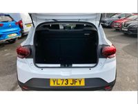 Used Dacia Sandero Expression 90 HP (66 kW) 2023 White SUV