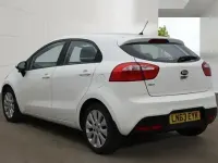 Used Kia Rio 84 HP (61 kW) 2013 White Hatchback