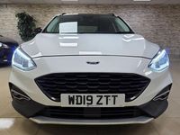 Begagnad Ford Focus Active 2019 Vit Halvkombi
