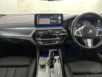 Used BMW 520 M Sport 187 HP (137 kW) 2022 White Sedan