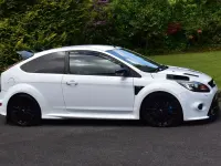 Used Ford Focus RS 393 HP (289 kW) 2010 White Hatchback