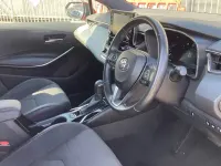 Used Toyota Corolla 122 HP (89 kW) 2019 Red Hatchback