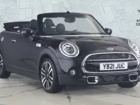 Używany Mini Cooper S Exclusive 189 KM (139 kW) 2021 Czarny Hatchback