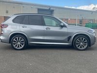 Używany BMW X5 M Sport 482 KM (354 kW) 2024 Szary SUV