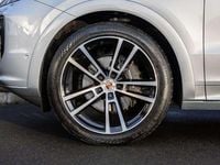 Used Porsche Cayenne 349 HP (256 kW) 2025 Silver SUV