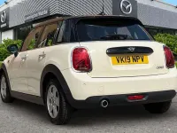 Used Mini Cooper Classic 136 HP (100 kW) 2019 White Hatchback