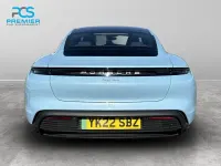 Begagnad Porsche Taycan Performance Package 350 kW (476 HK) 2022 Blå Sedan