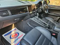 Used Porsche Macan Turbo 440 HP (323 kW) 2019 Black SUV