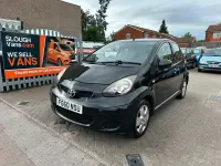 Used Toyota Aygo 68 HP (50 kW) 2010 Black Hatchback