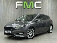 Used Ford Focus ST-Line 125 HP (91 kW) 2017 Grey Hatchback