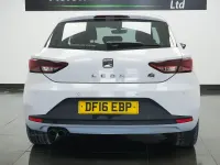Begagnad Seat Leon FR 150 HK (110 kW) 2016 Vit Halvkombi