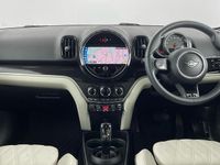 Used Mini Cooper Countryman Exclusive 134 HP (98 kW) 2022 Black SUV