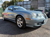 Begagnad Jaguar S-Type SE 238 HK (175 kW) 2001 Blå Sedan