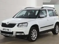 Used Skoda Yeti Outdoor SE 105 HP (77 kW) 2015 White SUV
