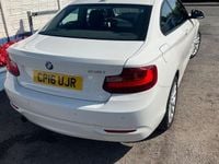 Used BMW 218 Comfort Edition 136 HP (100 kW) 2015 White Coupe