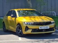Second-hand Vauxhall Astra 130 CP (95 kW) 2023 Galben Hatchback