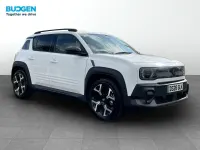 New Renault R4 Komfort 110 kW (150 HP) 2026 White Hatchback