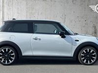 Begagnad Mini Cooper Exclusive 134 HK (98 kW) 2020 Silver Halvkombi