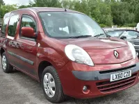 Used Renault Kangoo Expression 106 HP (77 kW) 2010 Red MPV