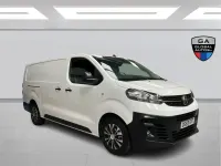 Used Vauxhall Vivaro 100 HP (73 kW) 2019 White MPV