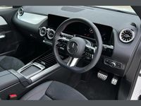 Usado Mercedes GLA200 Executive 161 HP (118 kW) 2025 Branco SUV