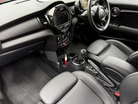 Used Mini ONE Classic 102 HP (75 kW) 2021 Hatchback