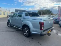 Used Isuzu D-Max 2017 Blue Pickup