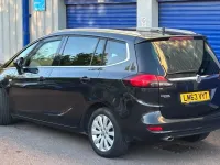 Second-hand Vauxhall Zafira 170 CP (125 kW) 2013 Negru Monovolum