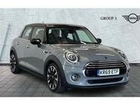 Begagnad Mini Cooper Exclusive 136 HK (100 kW) 2019 Grå Halvkombi