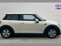 Used Mini ONE 101 HP (74 kW) 2016 White Hatchback