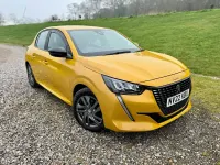 Gebraucht Peugeot 208 Active Premium 75 PS (55 kW) 2022 Gelb Kleinwagen