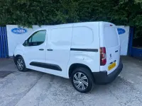Used Peugeot Partner 131 HP (96 kW) 2020 White MPV