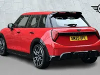Used Mini Cooper Hatch 113 kW (154 HP) 2025 Red Hatchback