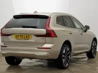 Used Volvo XC60 Ultra 250 HP (183 kW) 2025 Gold SUV
