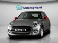 Gebraucht Mini Cooper Hatch 136 PS (100 kW) 2018 Silber Kleinwagen