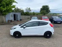 Used Ford Fiesta 2011 White Hatchback